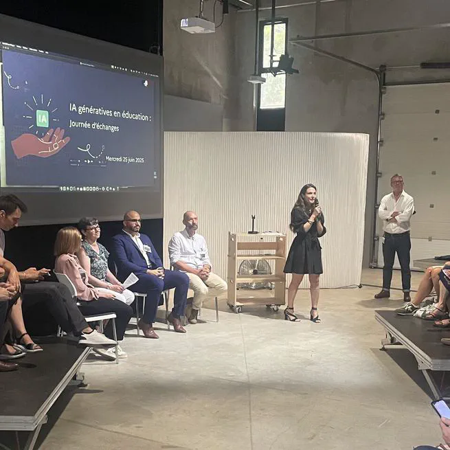 🇫🇷 Intervention dans une table ronde sur l'utilisation des IA génératives en éducation